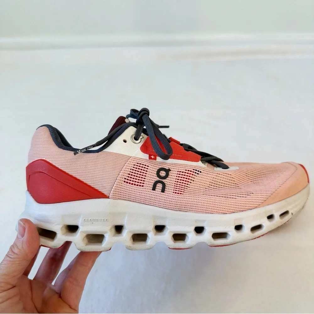 On Running Cloudstratus Rose Red Coral Running Shoes Sneakers, size Women’s 9 - Picture 1 of 16